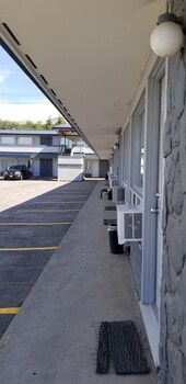 tara vista inn