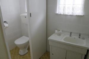 lakeside motel queenstown