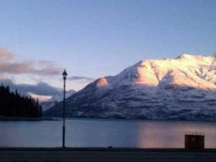 lakeside motel queenstown