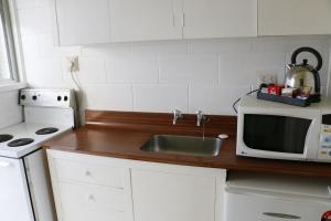 lakeside motel queenstown