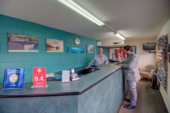 lakeside motel queenstown