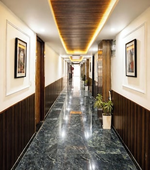 Xenious Smart Suites Greater Noida A Unit Of Saraswati Developers,India Expo Mart,3 star