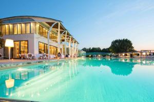 riviera golf resort