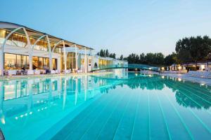 riviera golf resort