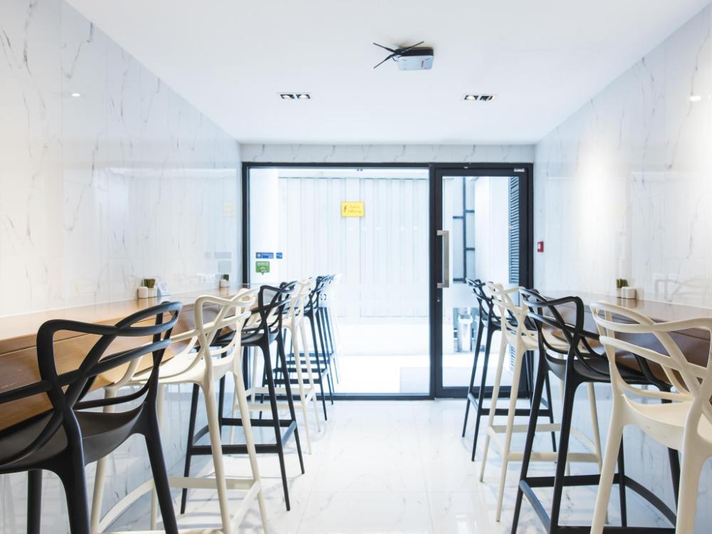 s box sukhumvit hotel