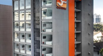 s box sukhumvit hotel