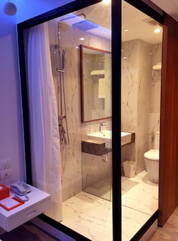 s box sukhumvit hotel