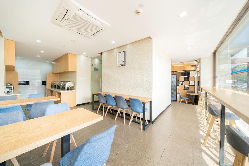 Hanting Hotel Shanghai Pusan Road Metro Station,,2 star