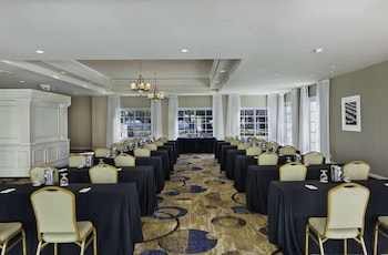 doubletree by hilton san pedro port of los angeles