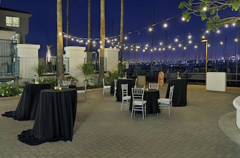 doubletree by hilton san pedro port of los angeles