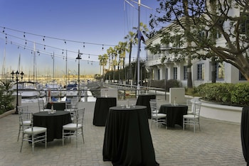 doubletree by hilton san pedro port of los angeles