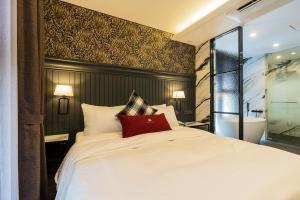 the may hotel