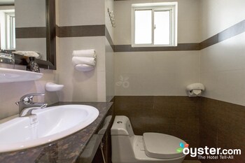 golden bell homestay