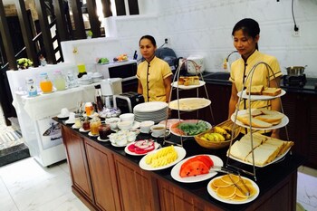 golden bell homestay