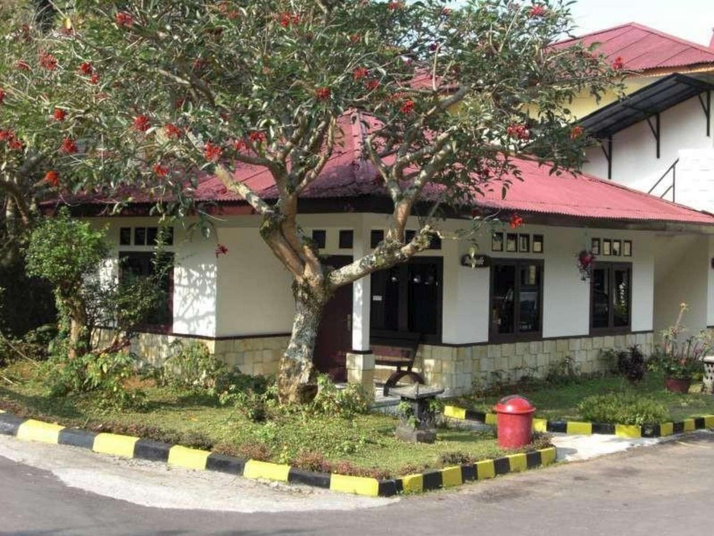 ciloto indah permai resort hotel