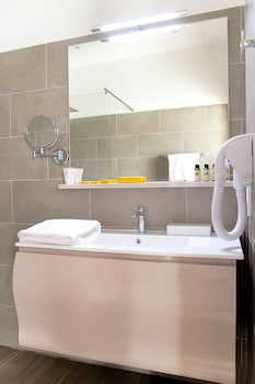 hotel casabella cannes mouans sartoux