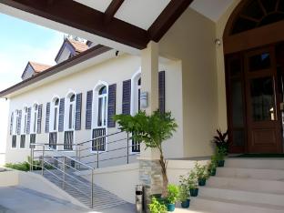country chateau hotel