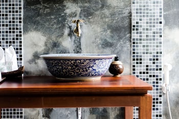 maikaew damnoen resort