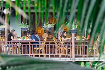 maikaew damnoen resort