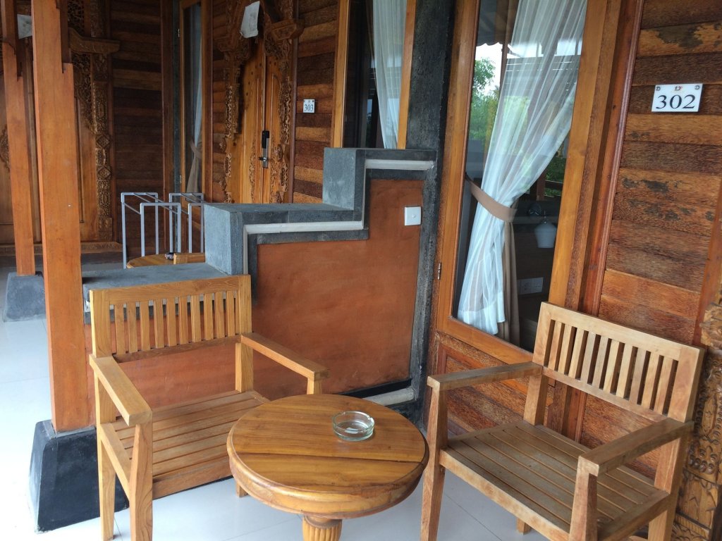 dcamel hotels lembongan