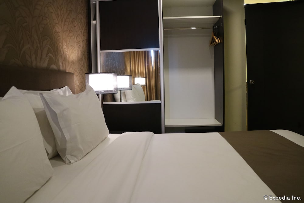 gt hotel iloilo