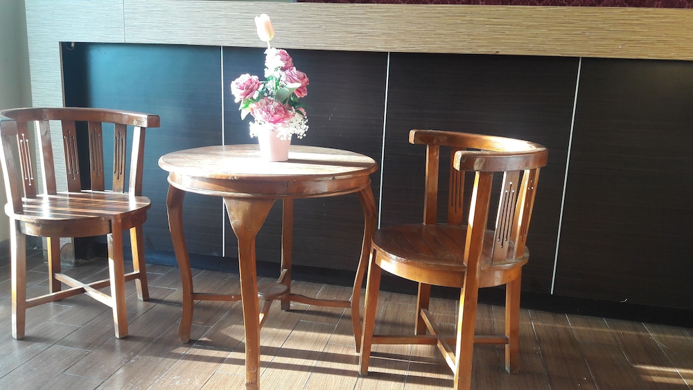 the belagri hotel and convention