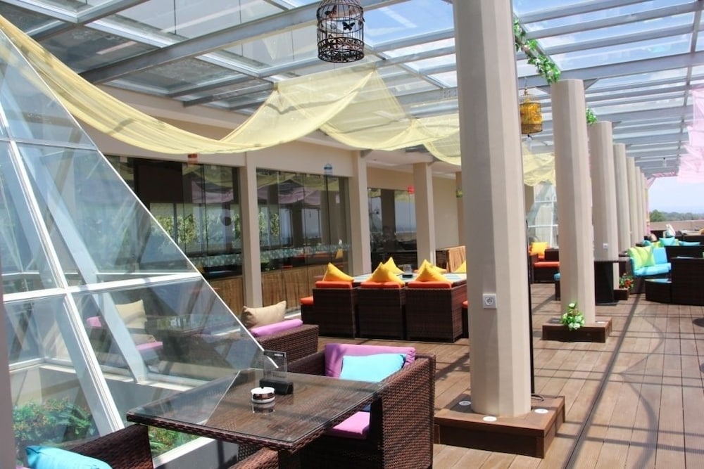 the belagri hotel and convention