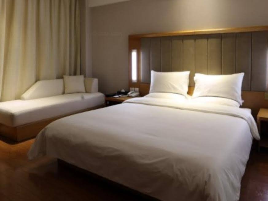 ji hotel panjin railway station