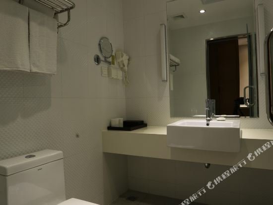 ji hotel panjin railway station