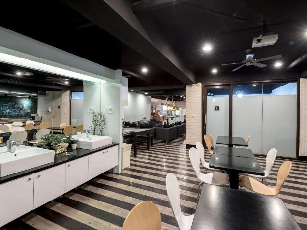 fun inn taipei hostel