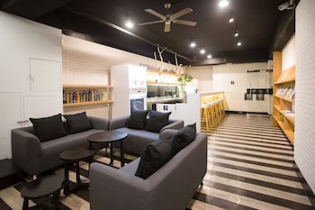 fun inn taipei hostel