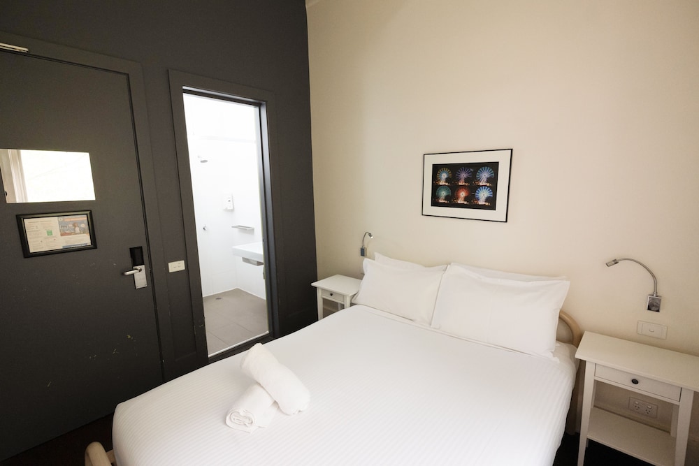 yha melbourne central