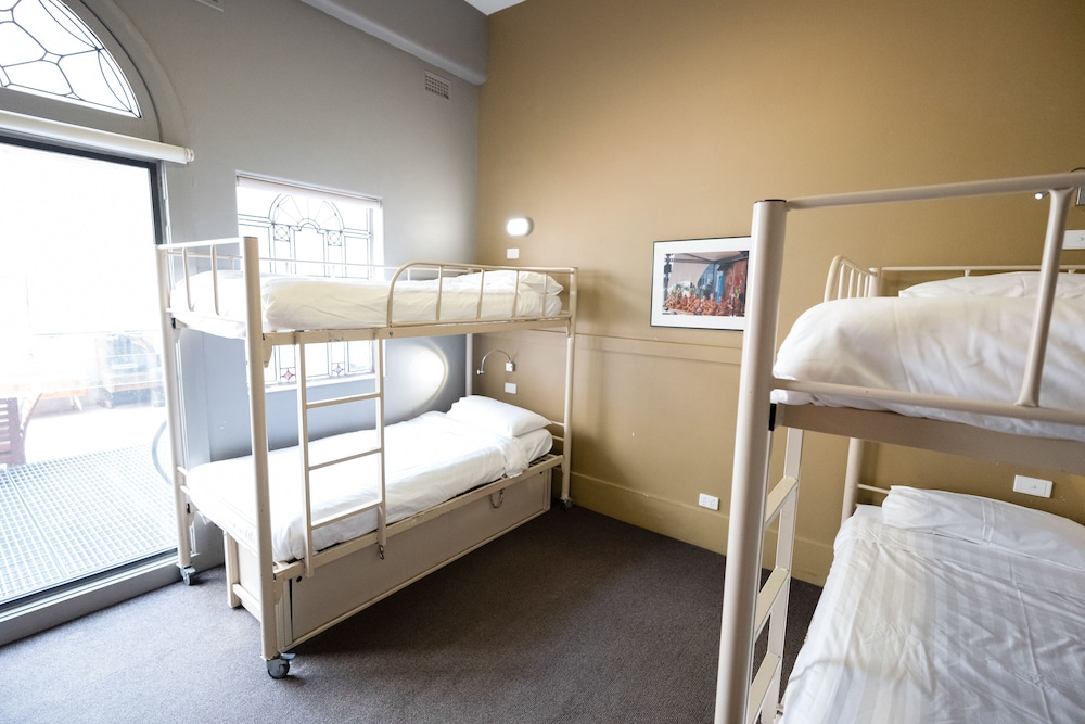 yha melbourne central