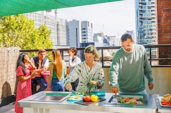 yha melbourne central