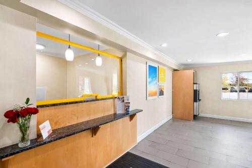 days inn by wyndham bethel danbury