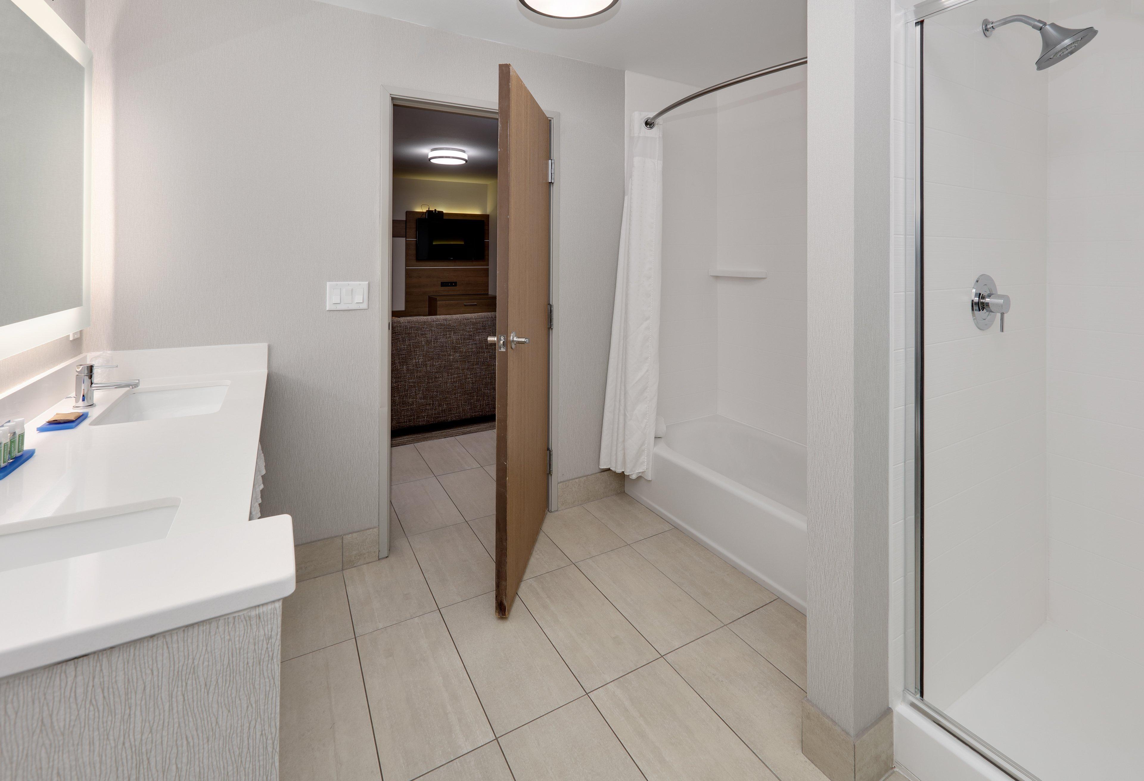 holiday inn express hotel and suites scottsbluff gering by ihg