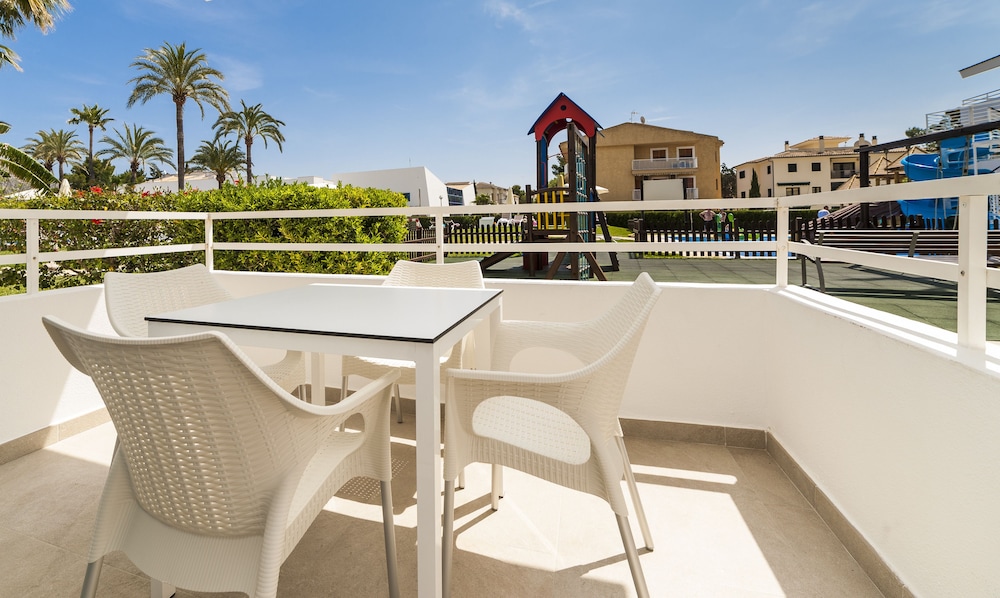 hoposa hotel and apartments villaconcha