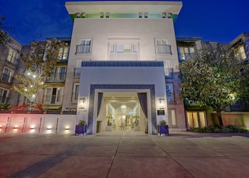 hotel amarano burbank hollywood