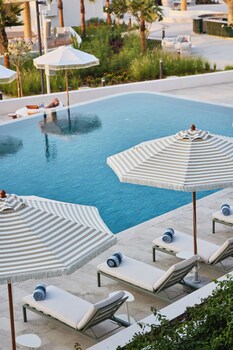 So/ Ras Al Khaimah Hotel & Resort,,5 star