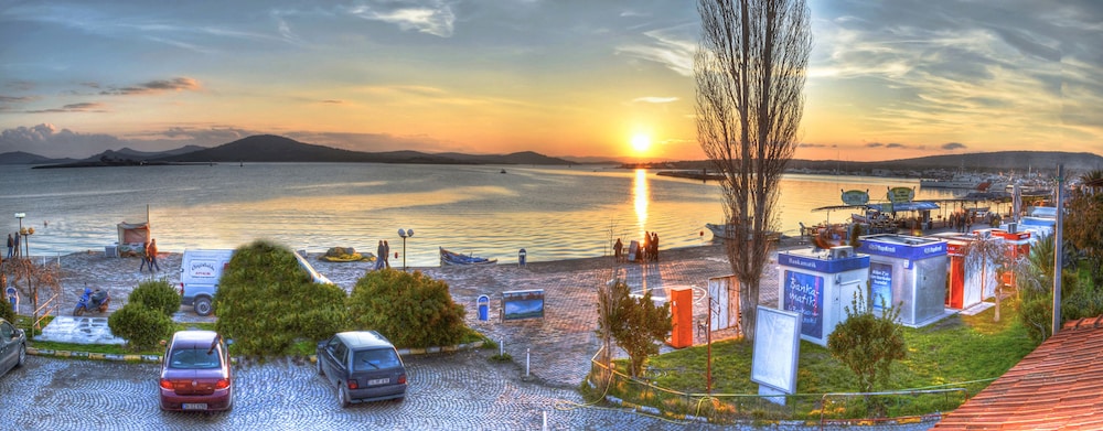cunda mavi otel adults only