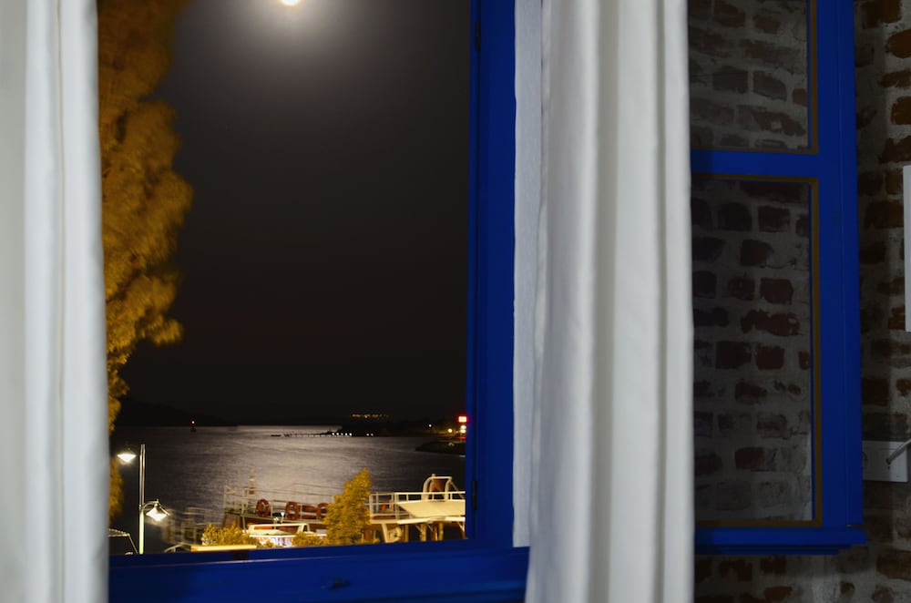 cunda mavi otel adults only