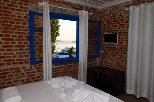 cunda mavi otel adults only