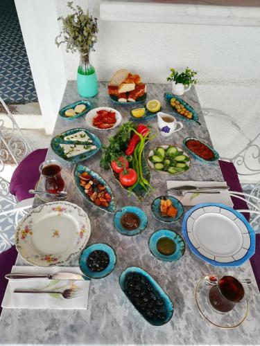 cunda mavi otel adults only