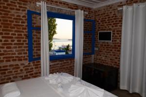 cunda mavi otel adults only