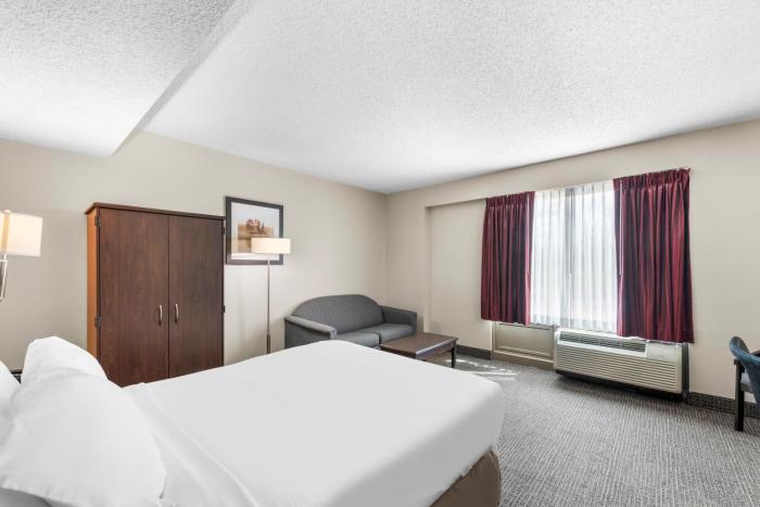 rivers edge convention center