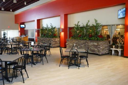 rivers edge convention center
