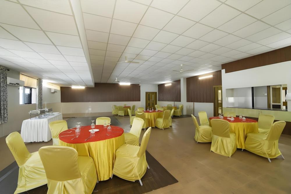 hotel sreepathi indraprastha