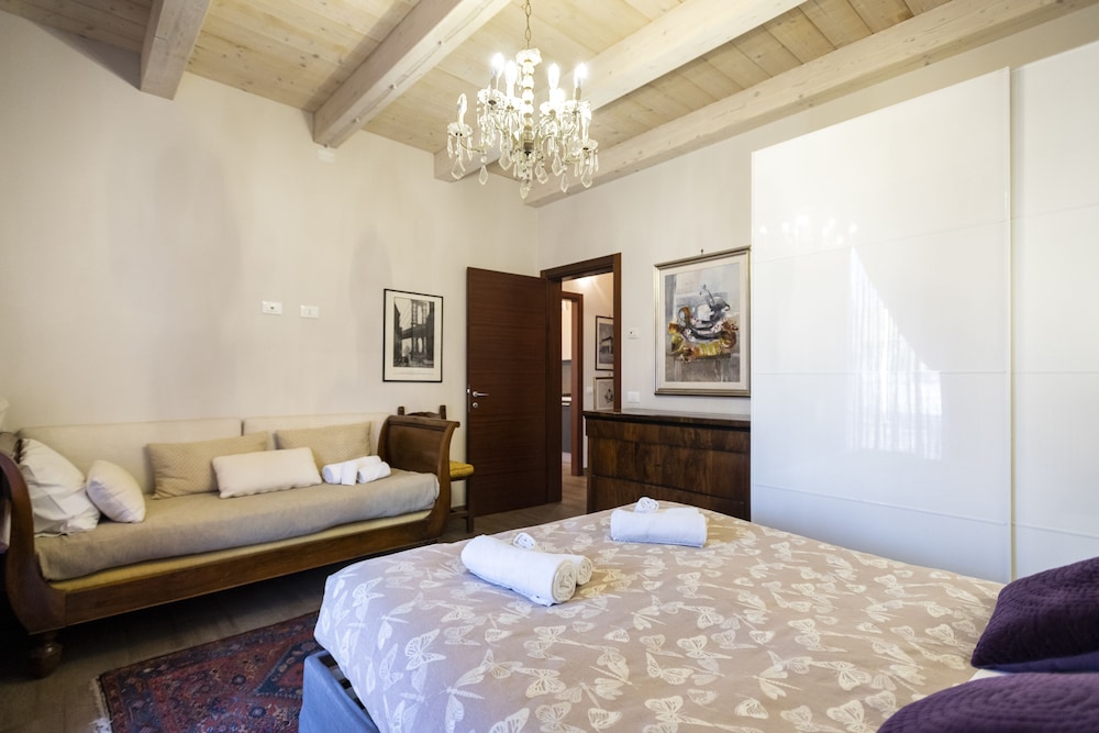 al battistero luxury suite