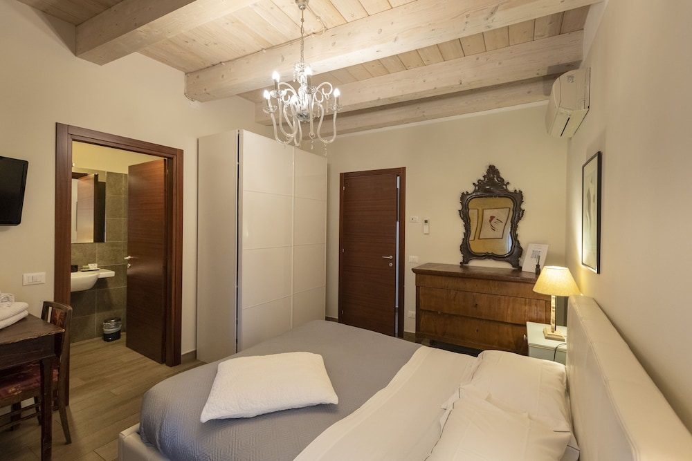 al battistero luxury suite