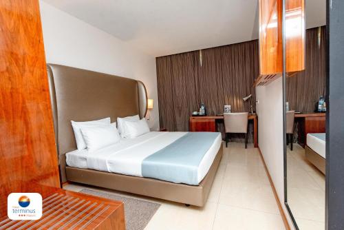 Hotel Terminus,Maputo>>Machangulo,3 star